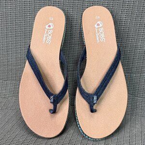 BOBS By Skechers Womens size 10 Navy Blue Wedge Flip-Flops Patterned Edge Soles